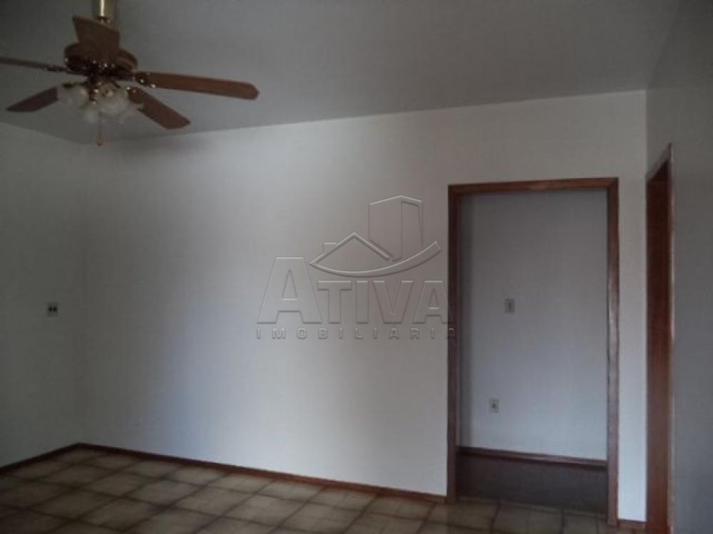 Quarto 3 Alugar Casa / Padrão em Toledo R$ 3.400,00 - Foto 20