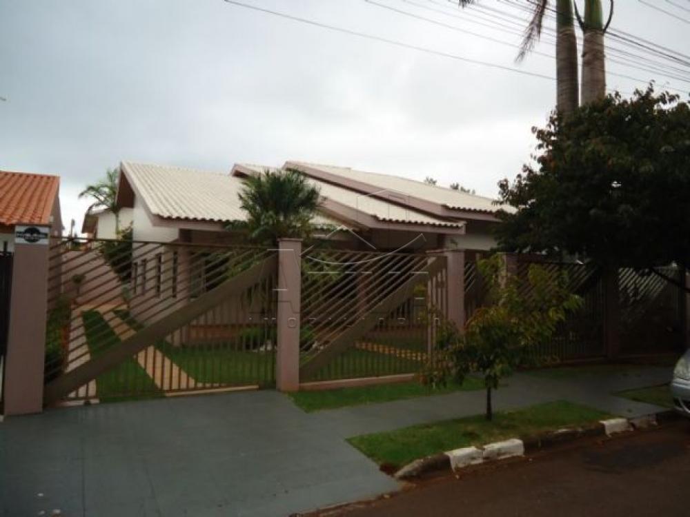 Comprar Casa / Padrão em Toledo R$ 900.000,00 - Foto 1 Comprar Casa / Padrão em Toledo R$ 900.000,00 - Foto 1