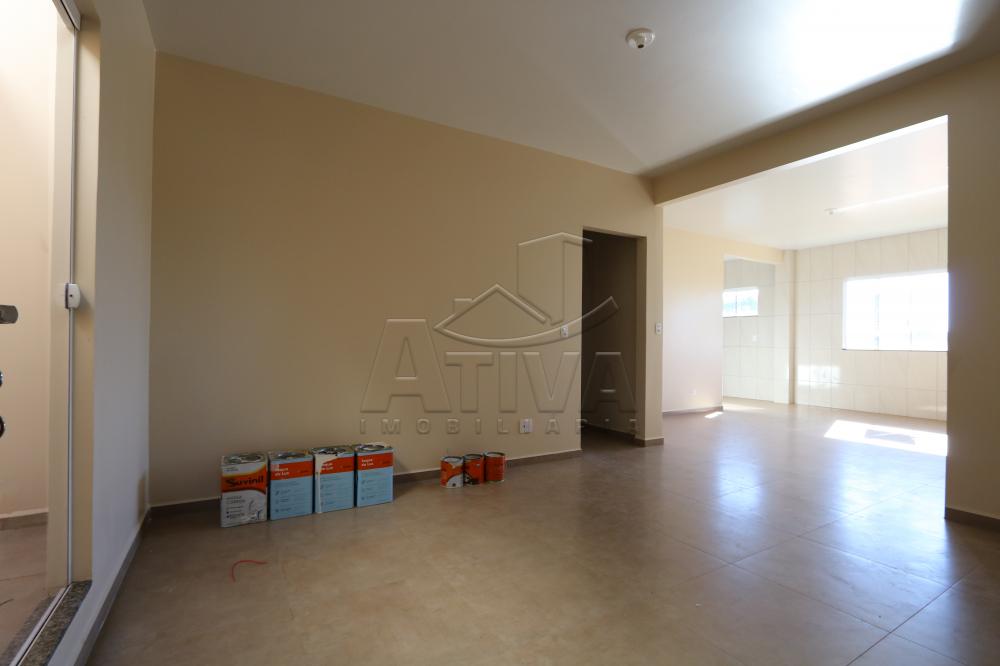 Alugar Apartamento / Padrão em Toledo R$ 700,00 - Foto 4