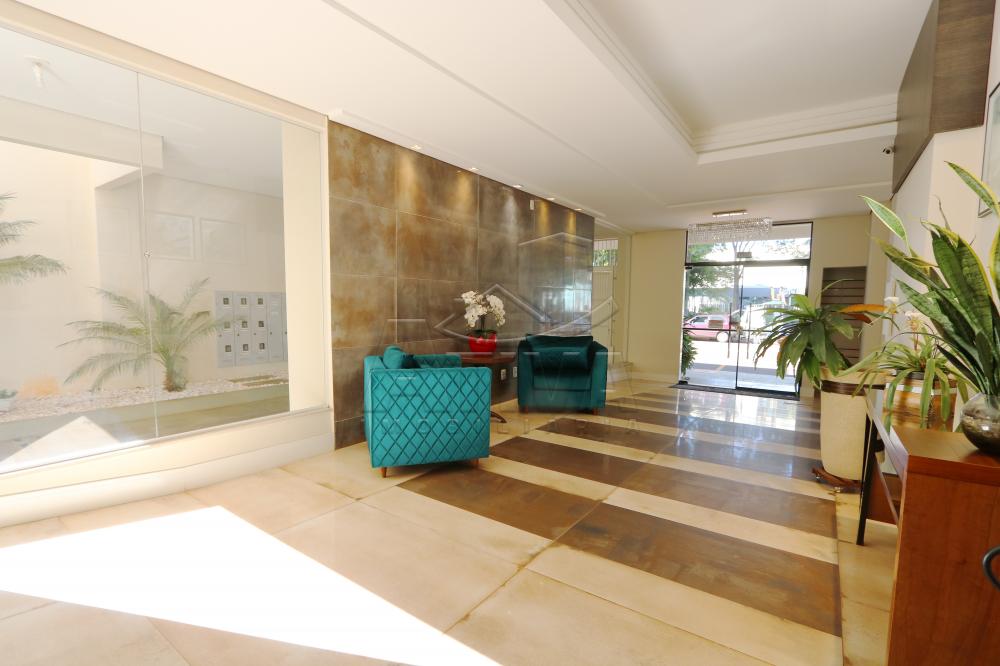 Alugar Apartamento / Padrão em Toledo R$ 2.950,00 - Foto 3