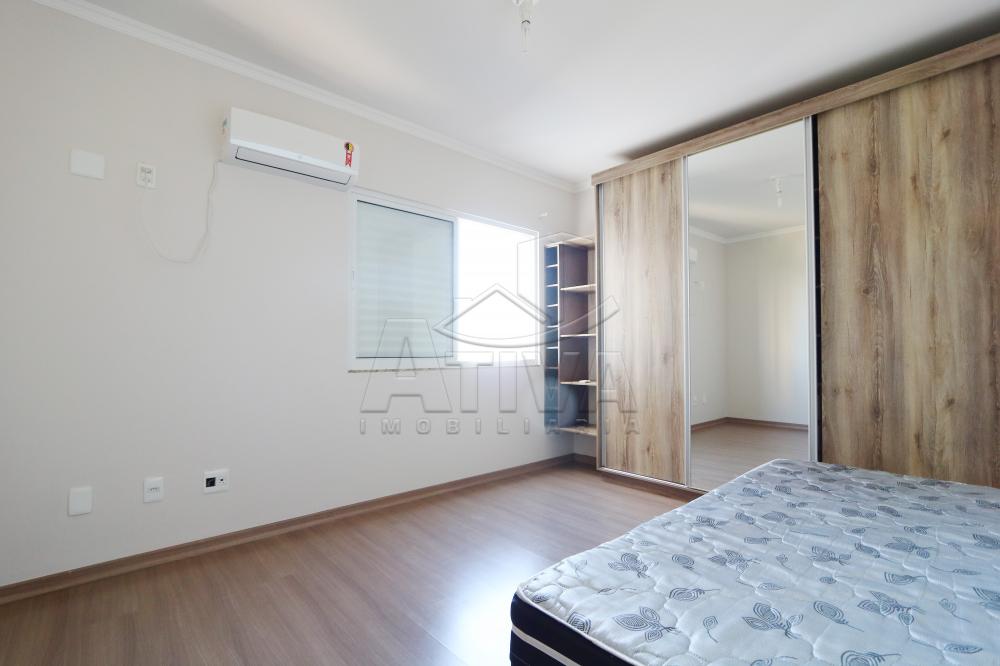 Alugar Apartamento / Padrão em Toledo R$ 2.950,00 - Foto 19