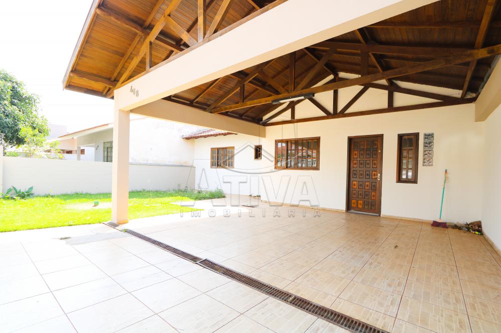 Alugar Casa / Padrão em Toledo R$ 2.500,00 - Foto 3