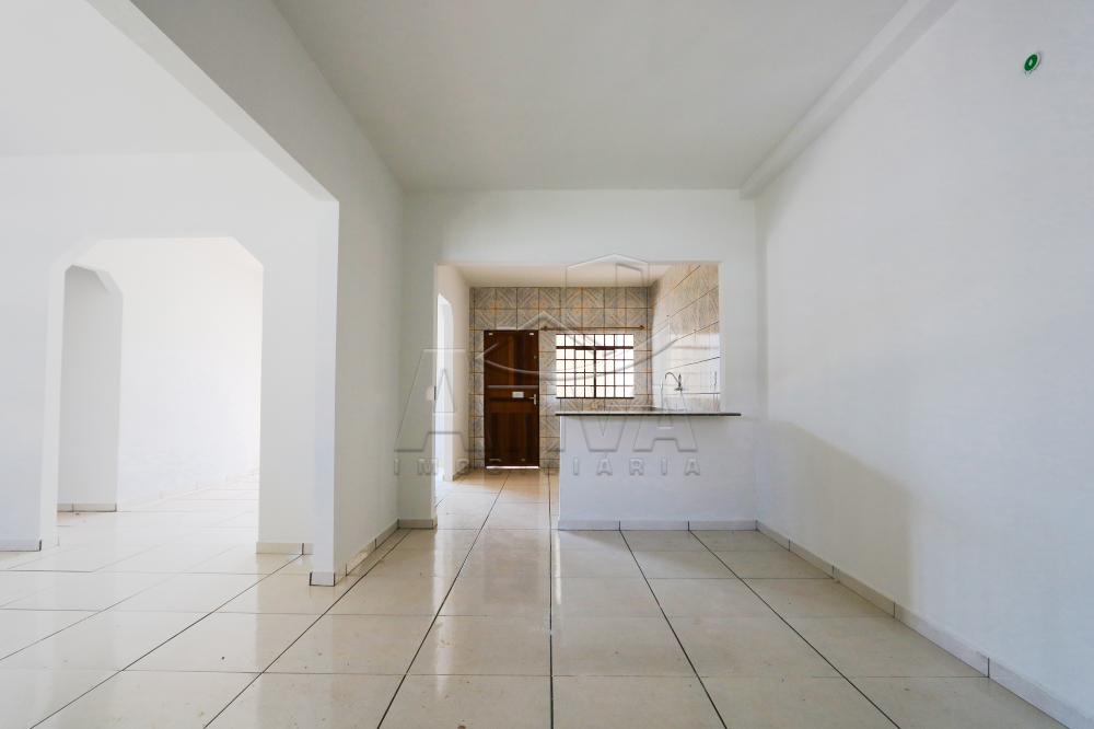 Alugar Casa / Padrão em Toledo R$ 2.500,00 - Foto 7