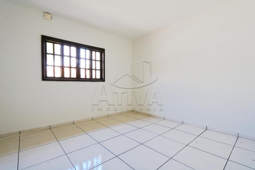 Alugar Casa / Padrão em Toledo R$ 2.500,00 - Foto 14