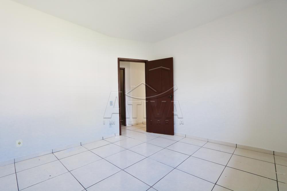 Alugar Casa / Padrão em Toledo R$ 2.500,00 - Foto 16