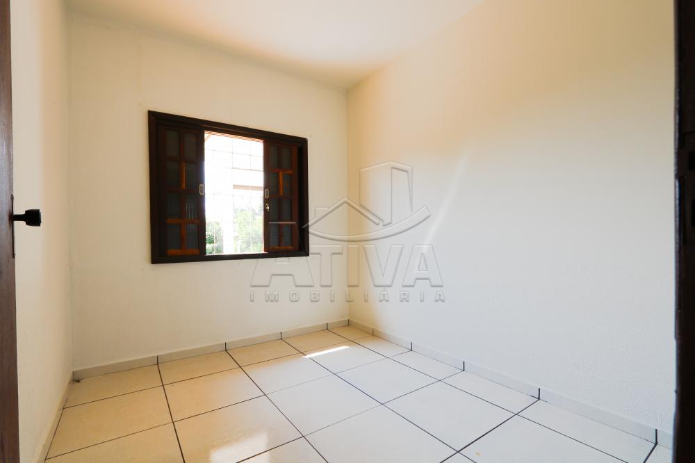 Alugar Casa / Padrão em Toledo R$ 2.500,00 - Foto 17