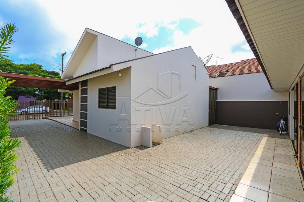 Alugar Casa / Padrão em Toledo R$ 2.300,00 - Foto 3 Alugar Casa / Padrão em Toledo R$ 2.300,00 - Foto 3
