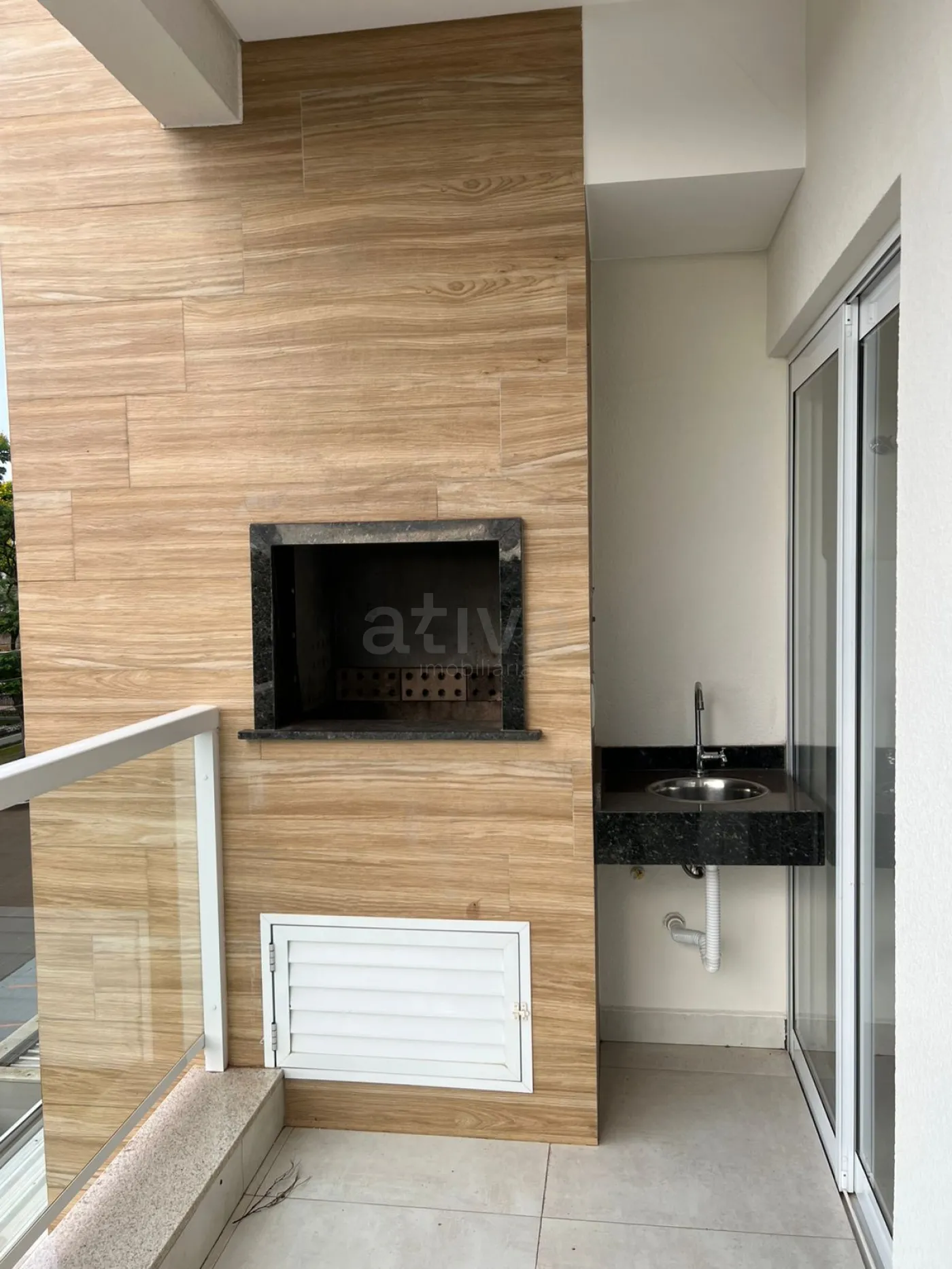 Alugar Apartamento / Padrão em Toledo R$ 1.800,00 - Foto 2