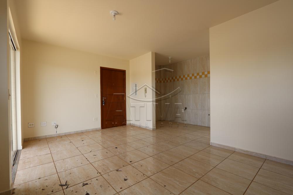Alugar Apartamento / Padrão em Toledo R$ 1.100,00 - Foto 11