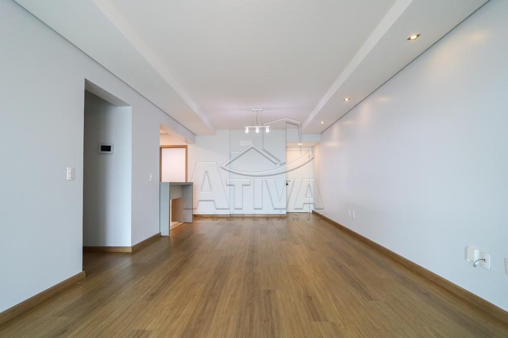 Alugar Apartamento / Padrão em Toledo R$ 3.500,00 - Foto 11
