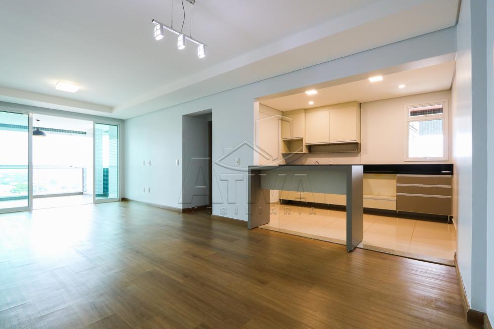 Alugar Apartamento / Padrão em Toledo R$ 3.500,00 - Foto 13