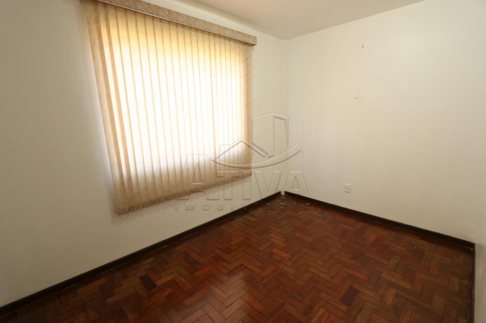 Quarto 01 Alugar Apartamento / Padrão em Toledo R$ 1.000,00 - Foto 10