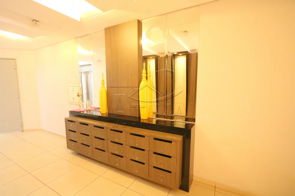 Alugar Apartamento / Padrão em Toledo R$ 2.350,00 - Foto 3