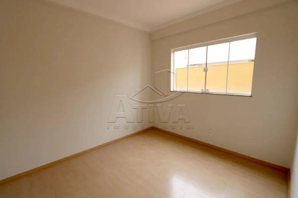 Alugar Apartamento / Padrão em Toledo R$ 2.350,00 - Foto 19