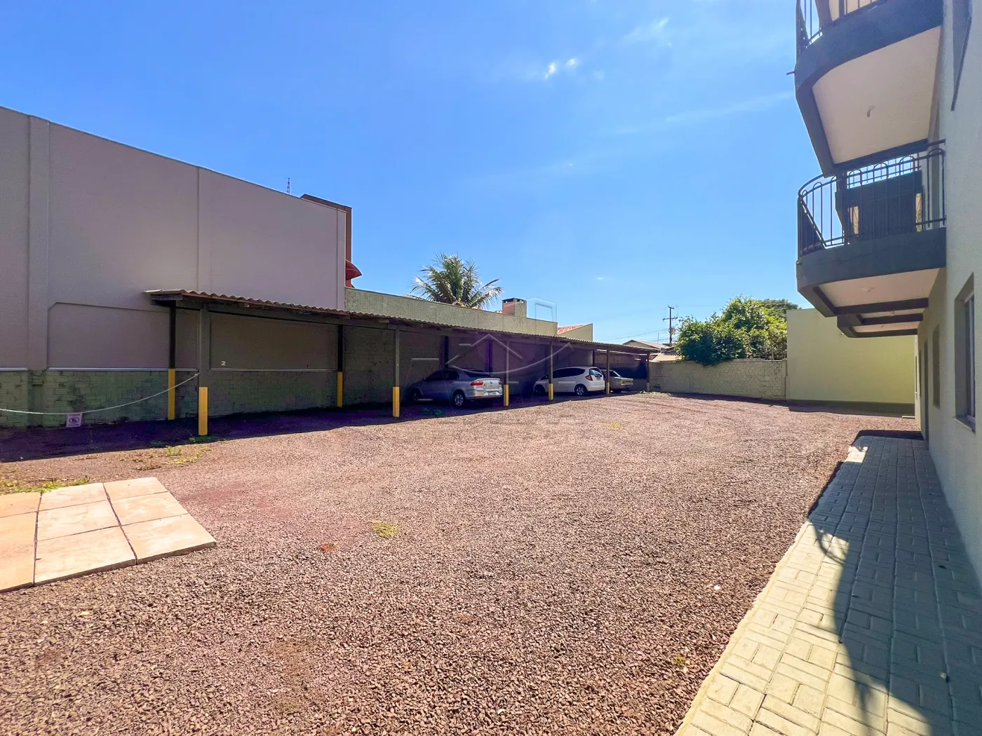 Alugar Apartamento / Padrão em Toledo R$ 1.400,00 - Foto 2