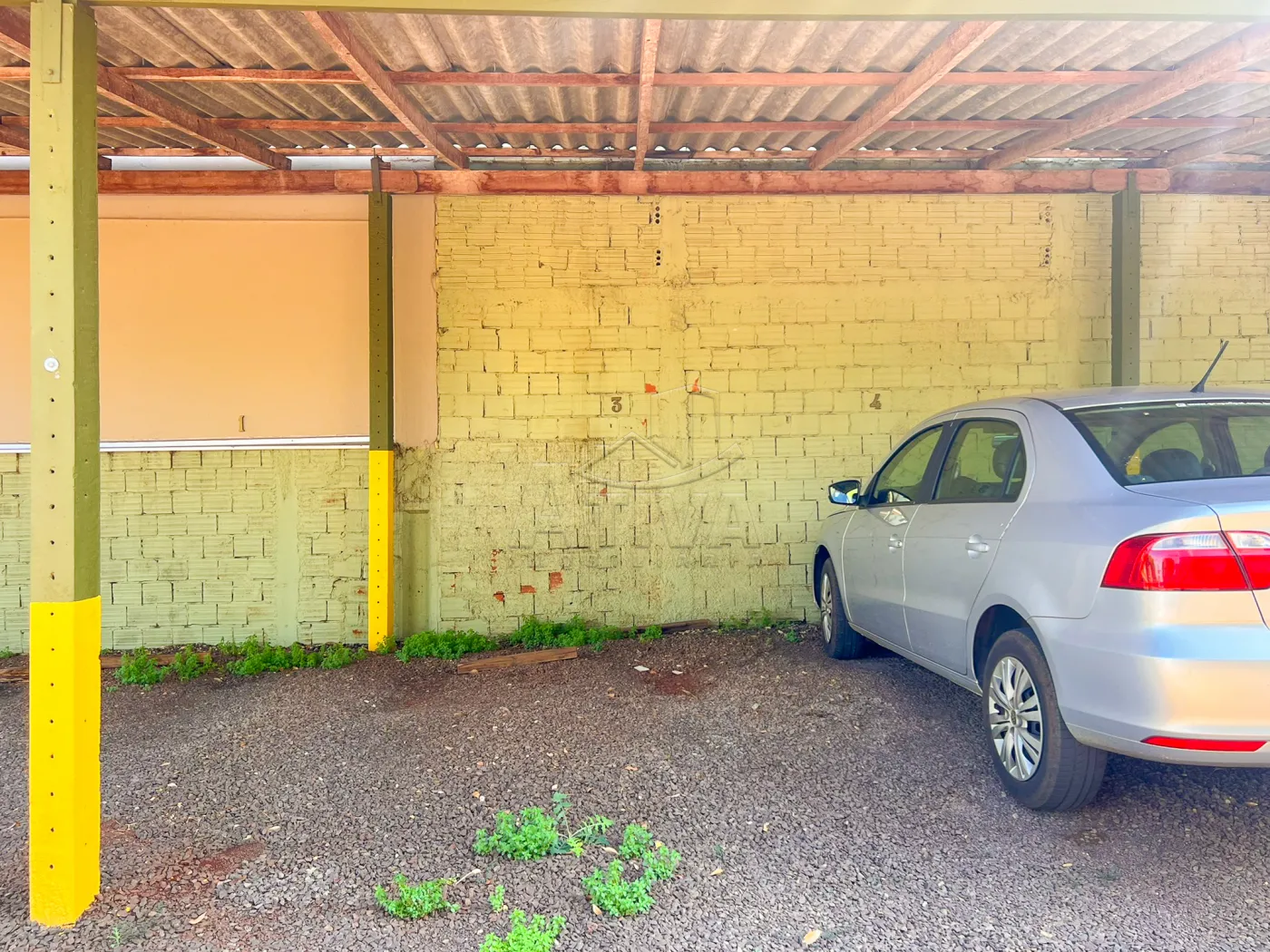 Alugar Apartamento / Padrão em Toledo R$ 1.400,00 - Foto 4