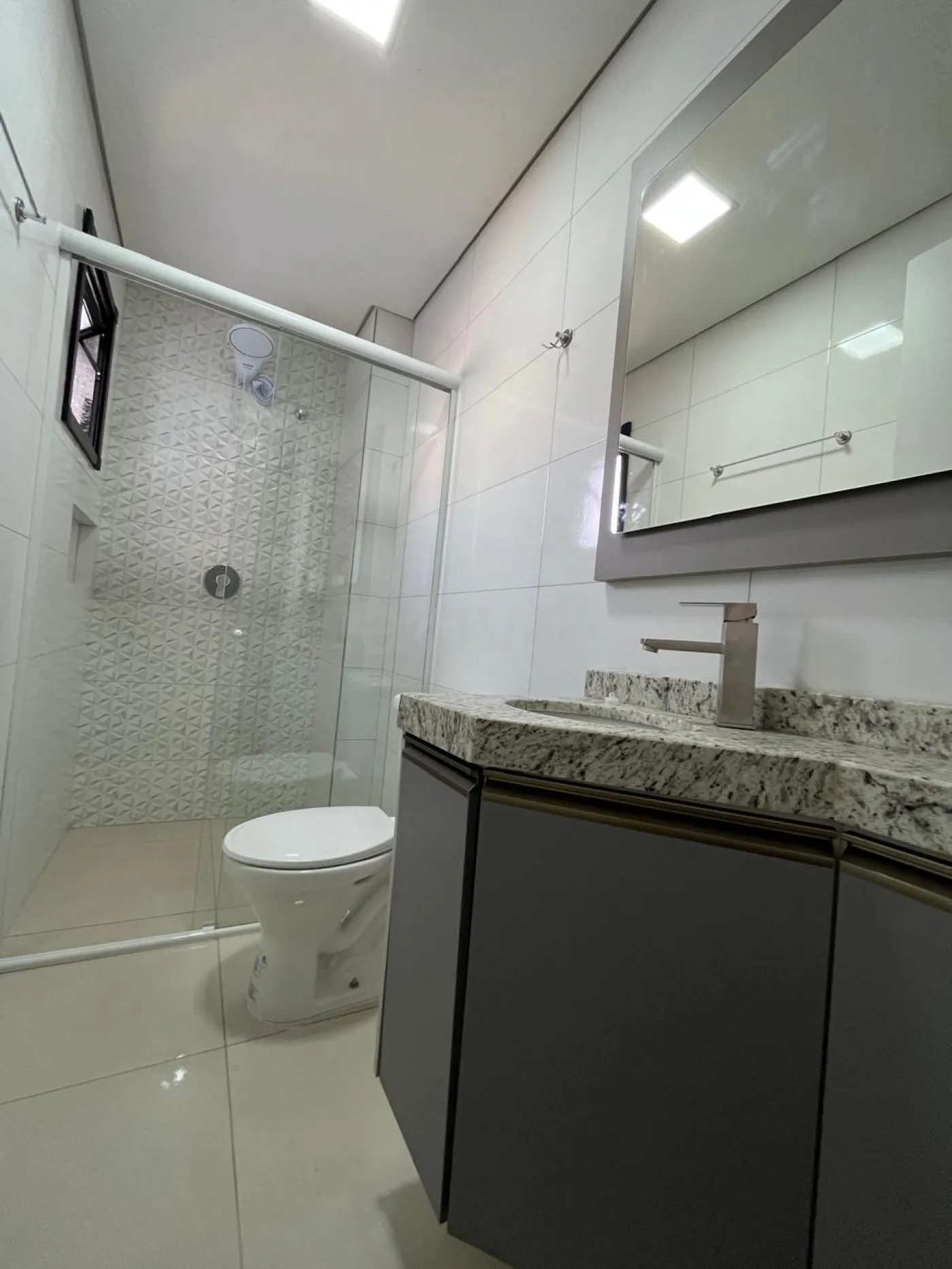 Alugar Apartamento / Padrão em Toledo R$ 2.500,00 - Foto 13