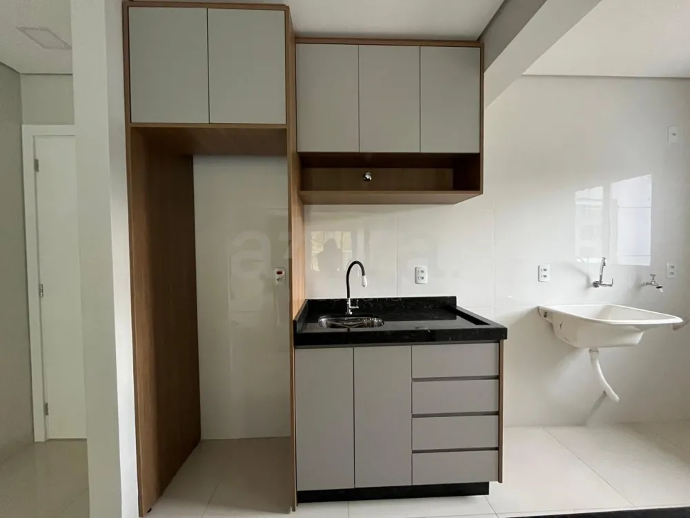 Alugar Apartamento / Padrão em Toledo R$ 2.350,00 - Foto 4