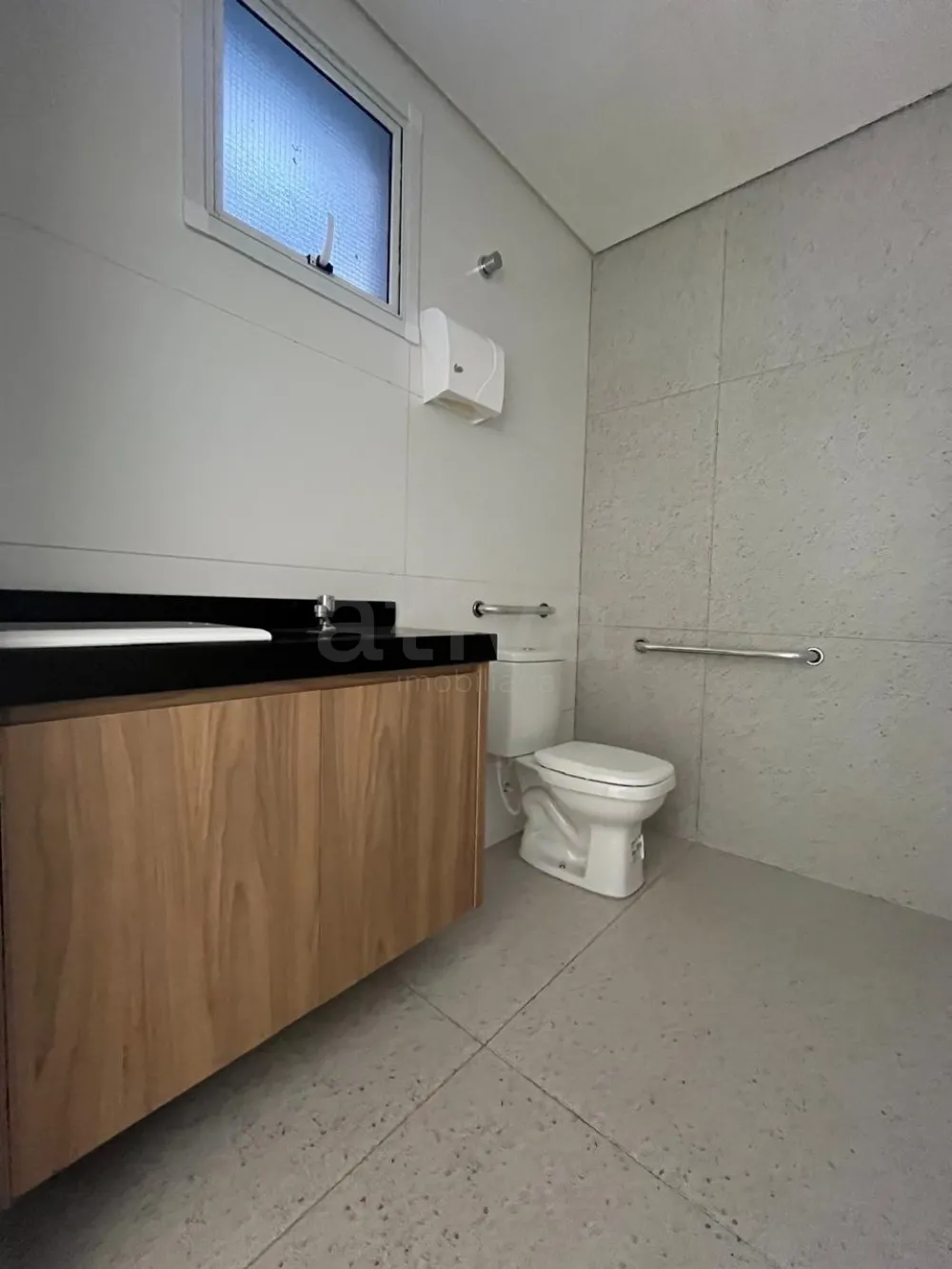 Alugar Comercial / Edificio Comercial em Toledo R$ 3.100,00 - Foto 10