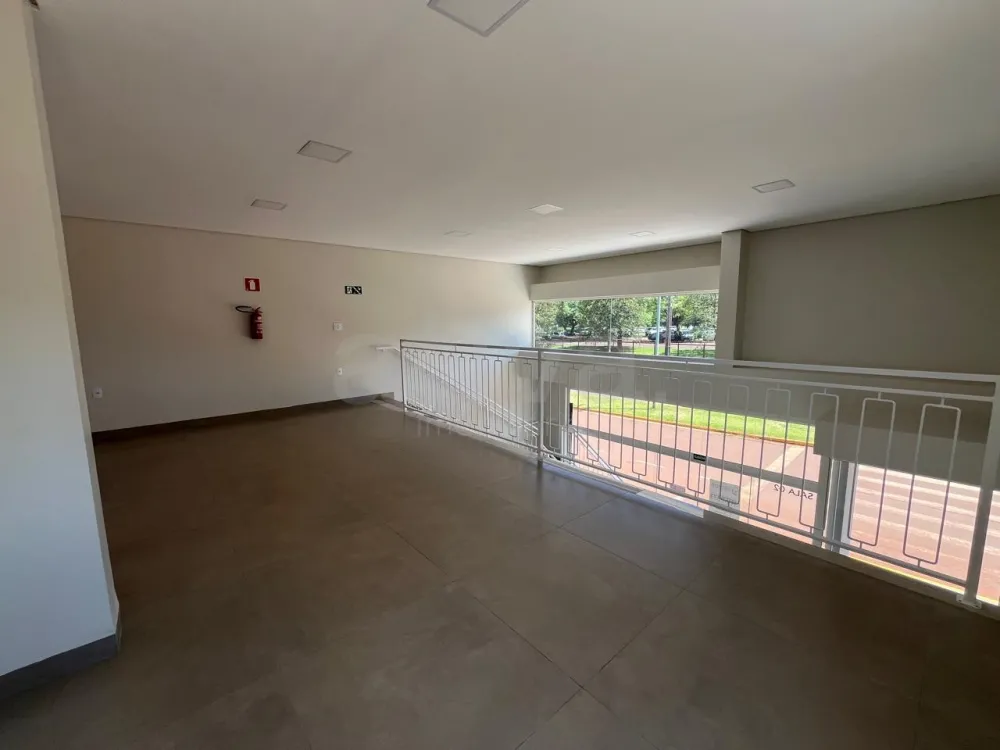 Alugar Comercial / Sala Comercial em Toledo R$ 3.350,00 - Foto 6