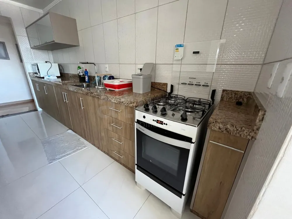 Alugar Apartamento / Padrão em Toledo R$ 2.700,00 - Foto 6