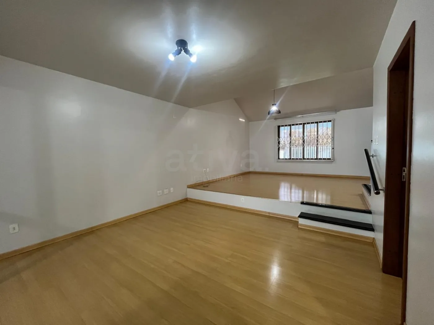 Alugar Casa / Sobrado em Toledo R$ 4.000,00 - Foto 4