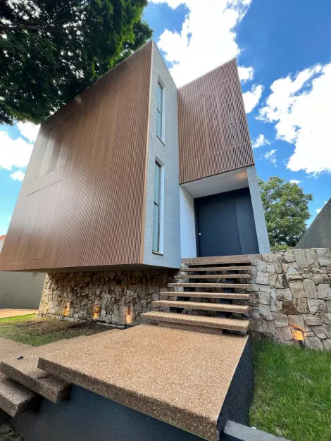 imagem 1 - Sobrado Triplex à venda com 3 suítes, 7 vagas de garagem, localizado no Jardim La Salle - Toledo/PR imagem 1 - Sobrado Triplex à venda com 3 suítes, 7 vagas de garagem, localizado no Jardim La Salle - Toledo/PR