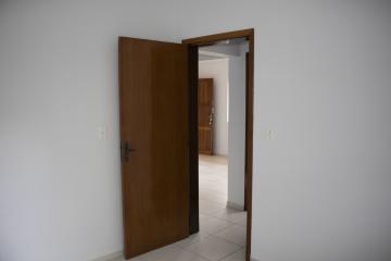 Alugar Apartamento / Padrão em Toledo R$ 680,00 - Foto 12 Alugar Apartamento / Padrão em Toledo R$ 680,00 - Foto 12