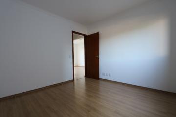 Alugar Apartamento / Padrão em Toledo R$ 1.100,00 - Foto 13 Alugar Apartamento / Padrão em Toledo R$ 1.100,00 - Foto 13