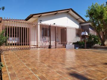 Alugar Casa / Padrão em Toledo. apenas R$ 350.000,00