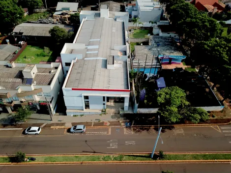 Toledo Centro Comercial Locacao R$ 50.000,00 25 Vagas Area do terreno 1800.00m2 Area construida 3298.63m2 Toledo Centro Comercial Locacao R$ 50.000,00 25 Vagas Area do terreno 1800.00m2 Area construida 3298.63m2