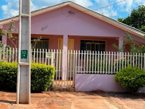 Alugar Casa / Padrão em Toledo. apenas R$ 320.000,00