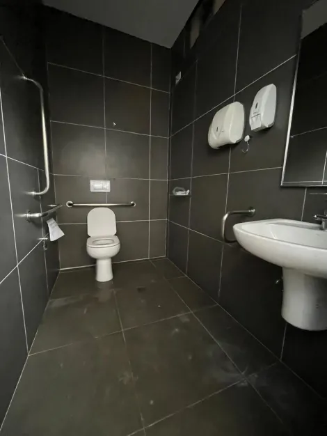 imagem 2 - Sala Comercial em excelente localização- Avenida Parigot de Souza imagem 2 - Sala Comercial em excelente localização- Avenida Parigot de Souza